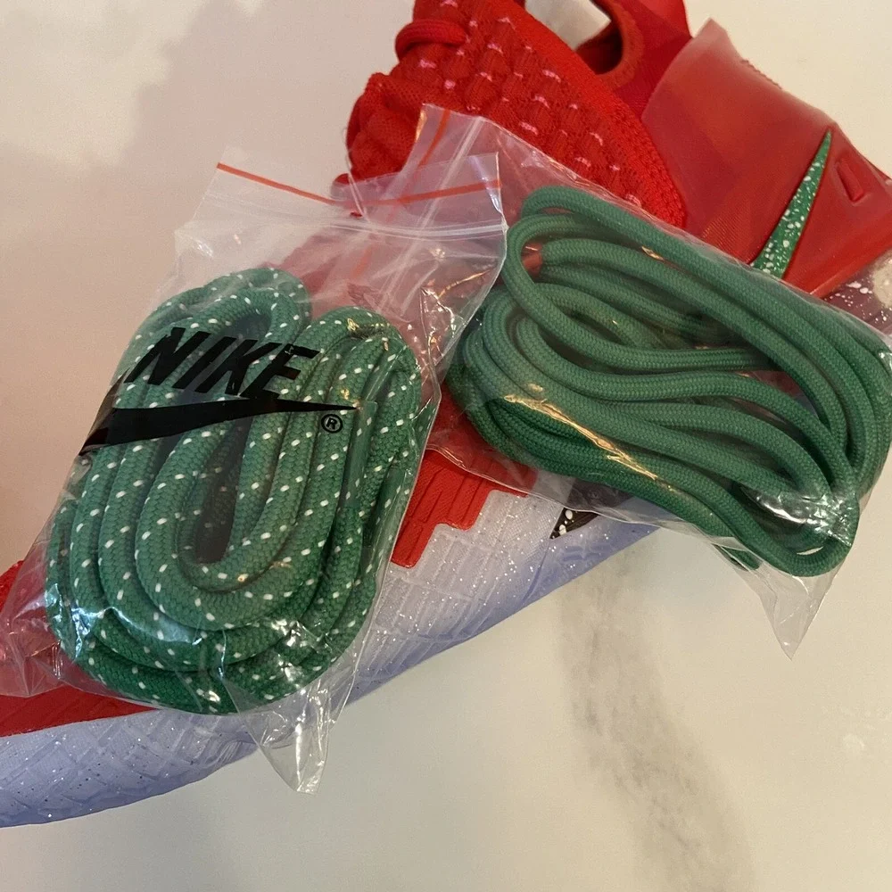 Nike Lebron 18 Basketball Shoes Christmas X-Mas in LA Men's 8 Women's 9.5